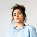 «Mundano» de Regina Roze: sobre diseccionar nuestro lugar en la sociedad