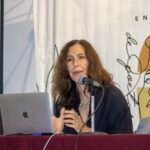 «Cuando escribimos somos una multitud»: Vivian Abenshushan